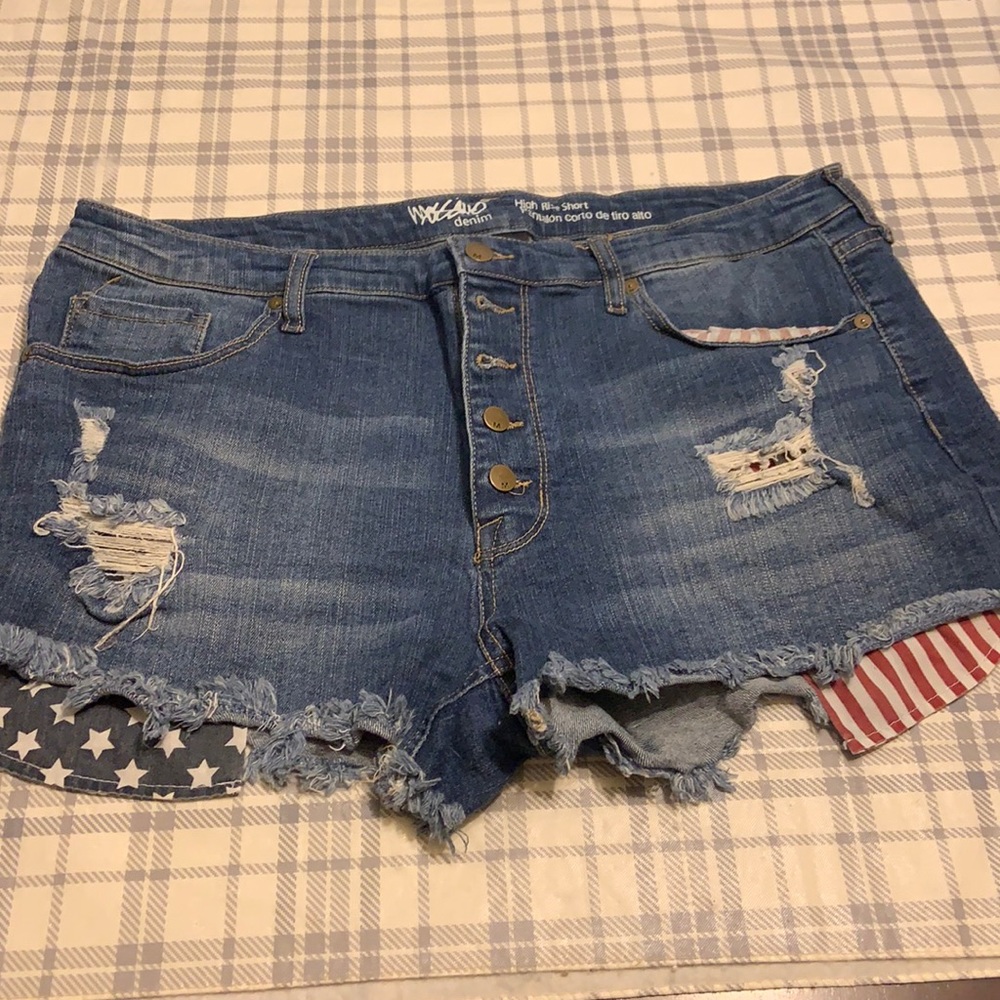 High rise, button fly shorts